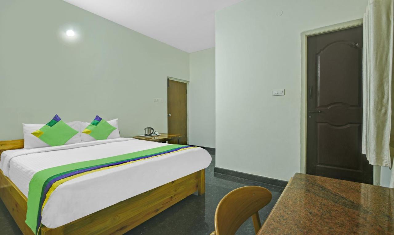 Treebo Trend Karan Residency Hotel Maiçor Exterior foto